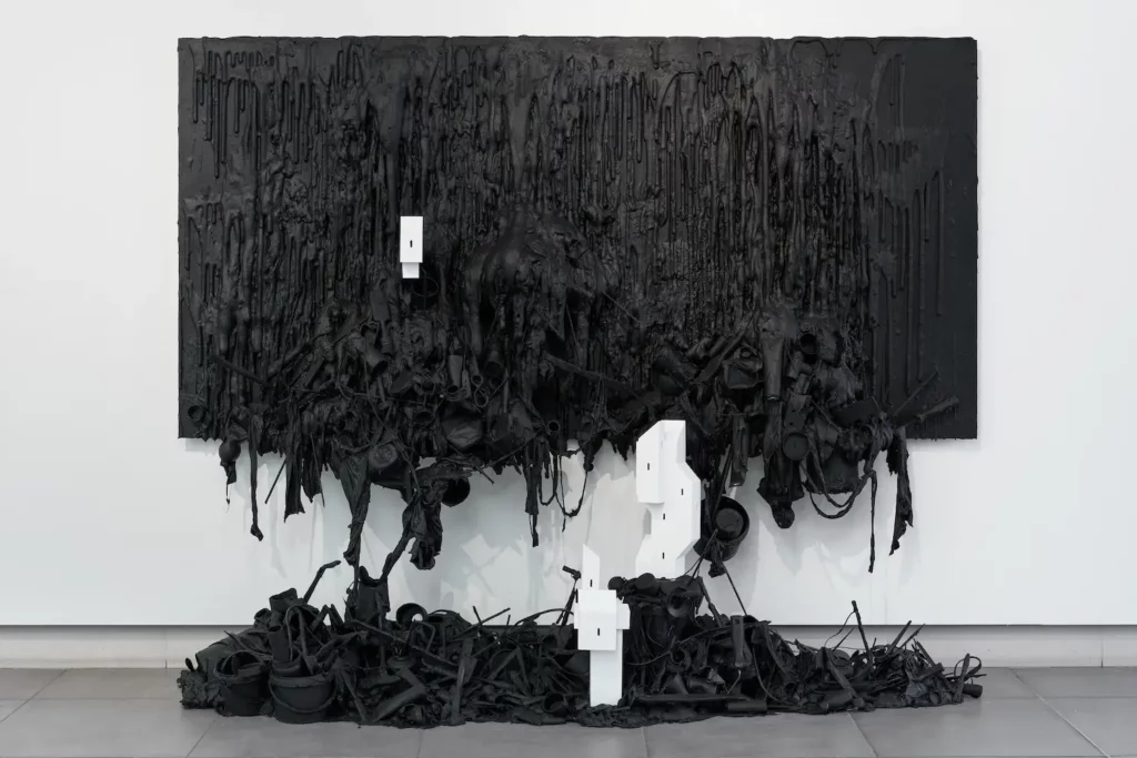 "Habiter la Peinture - Pollution Nocturne", 2026, technique mixte. 215 x 250 x 60 cm